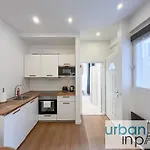 Urban Flat 35 - 2 Bedroom Apartment Grands Boulevards