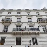 Urban Flat 35 - 2 Bedroom Apartment Grands Boulevards
